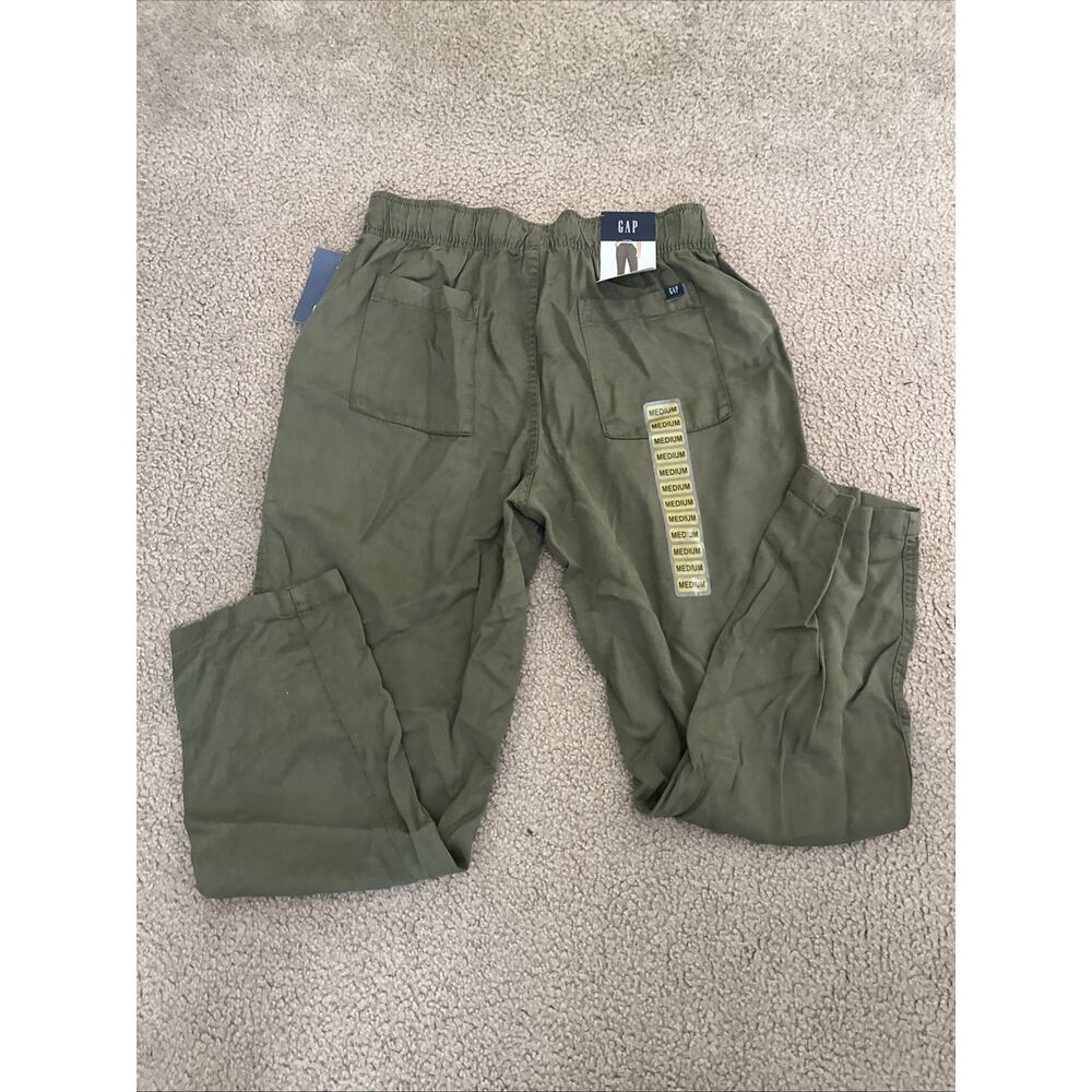 Gap NWT Med Women’s Pull On Tencel Pant - Olive Night MSRP: $$79.95!